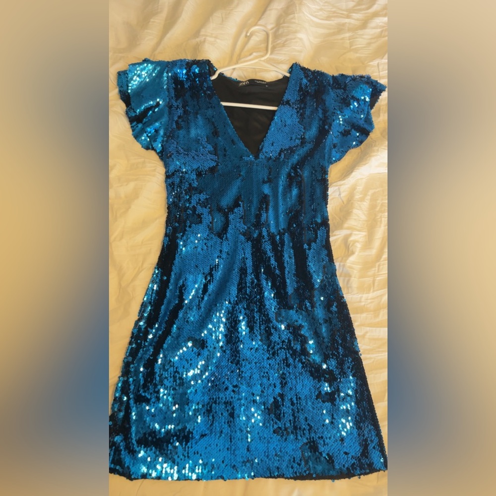 Zara women’s dress worn once